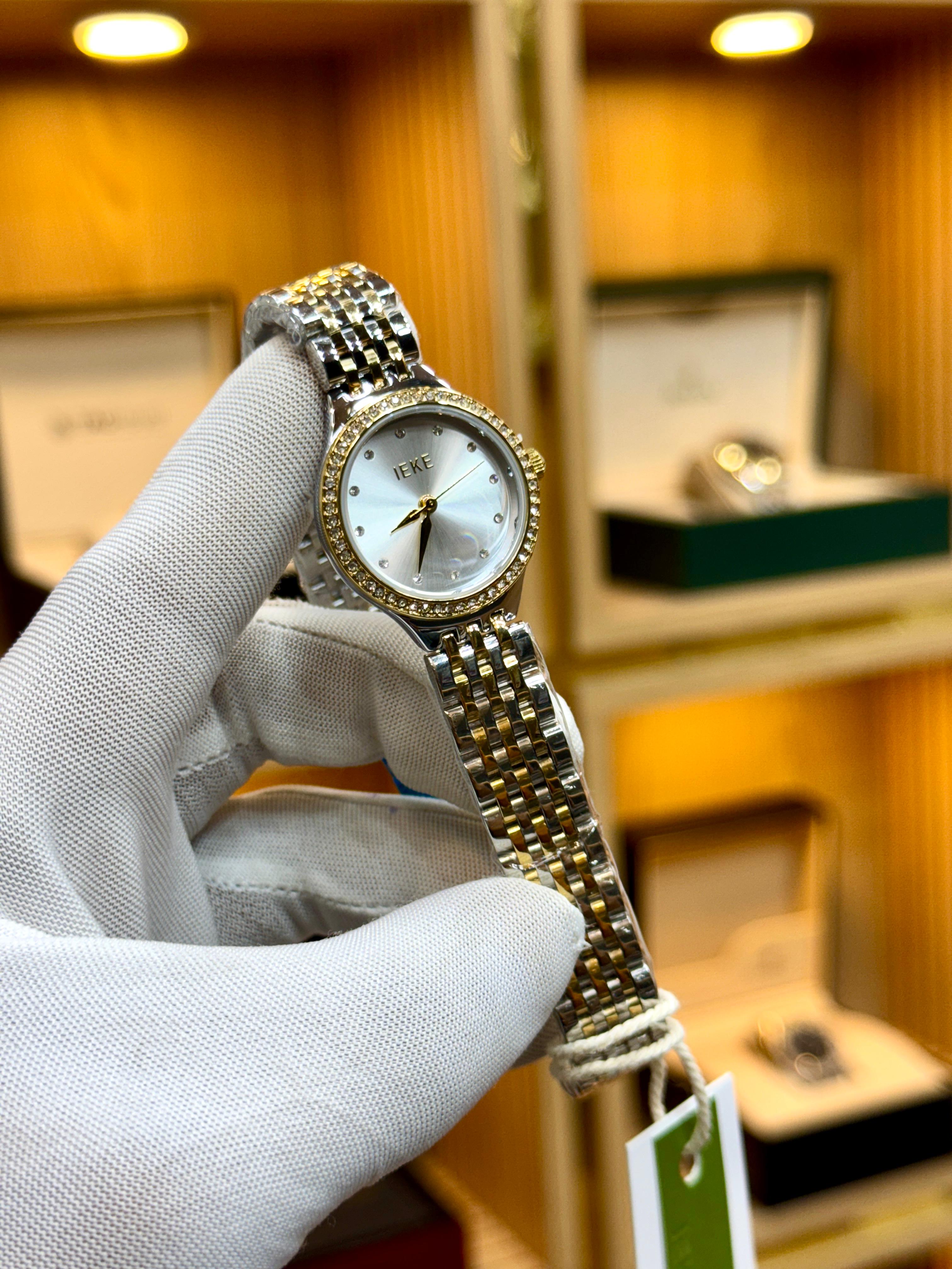 IEKE Original Women’s Butterfly Lock Quartz Watch – Premium Finish