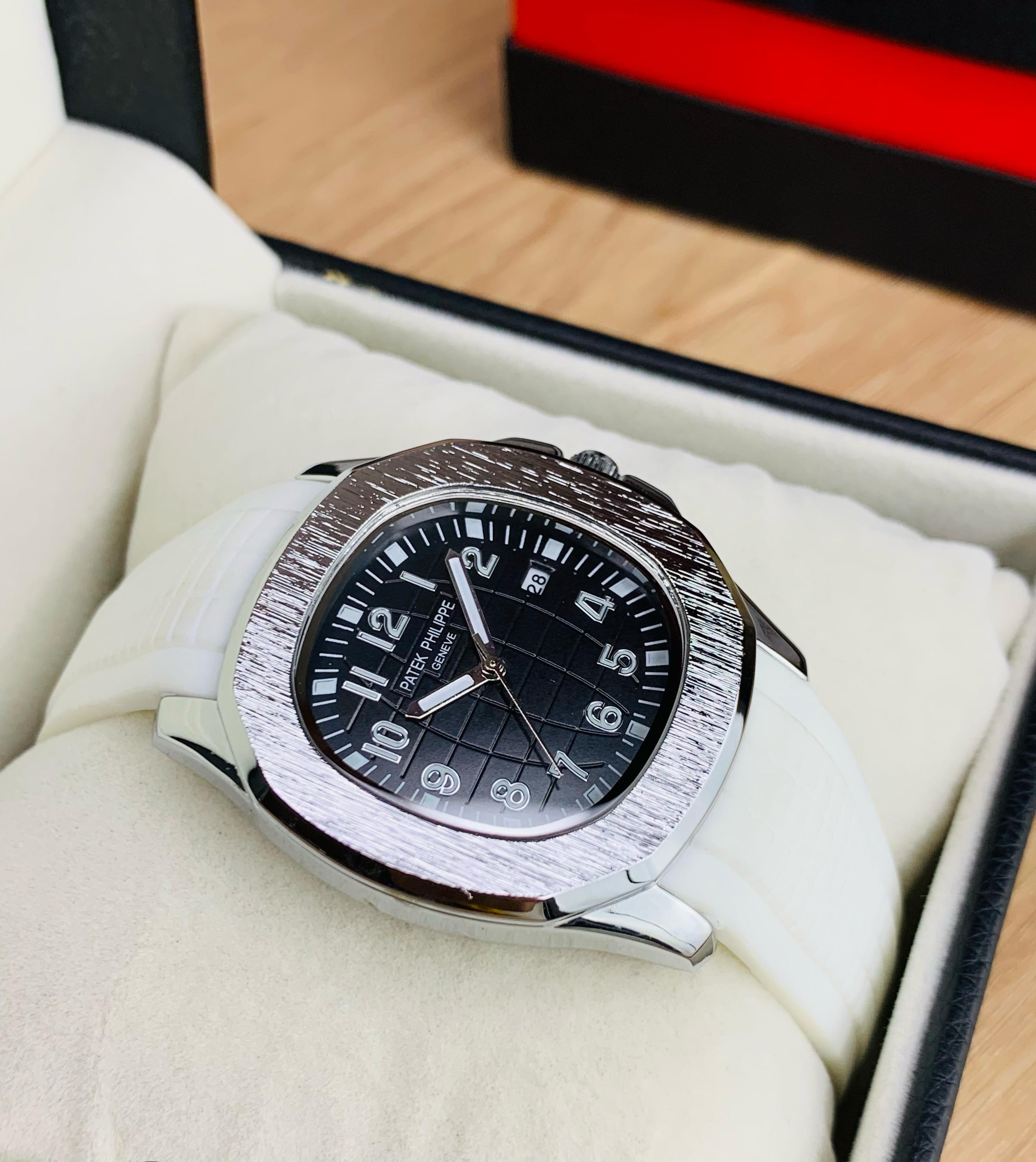 Patek Philippe Nautilus Silver Bazel – Rubber Strap, Butterfly Lock, Date & Time