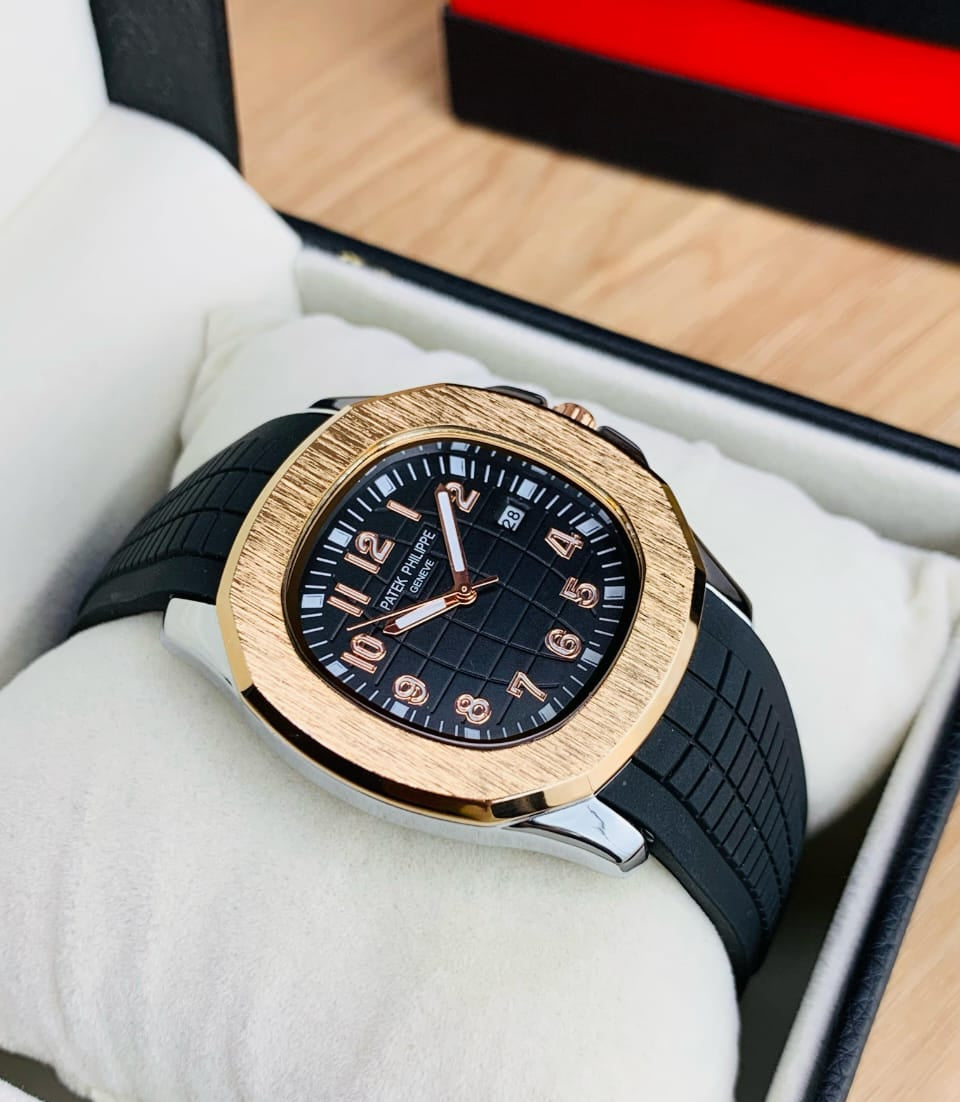 Patek Philippe Nautilus Golden Bazel – Rubber Strap, Butterfly Lock, Date & Time