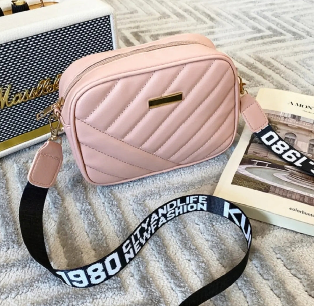Women's Leather Crossbody & Shoulder Handbag